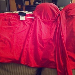 Beautiful 2 piece tankini. Brand new